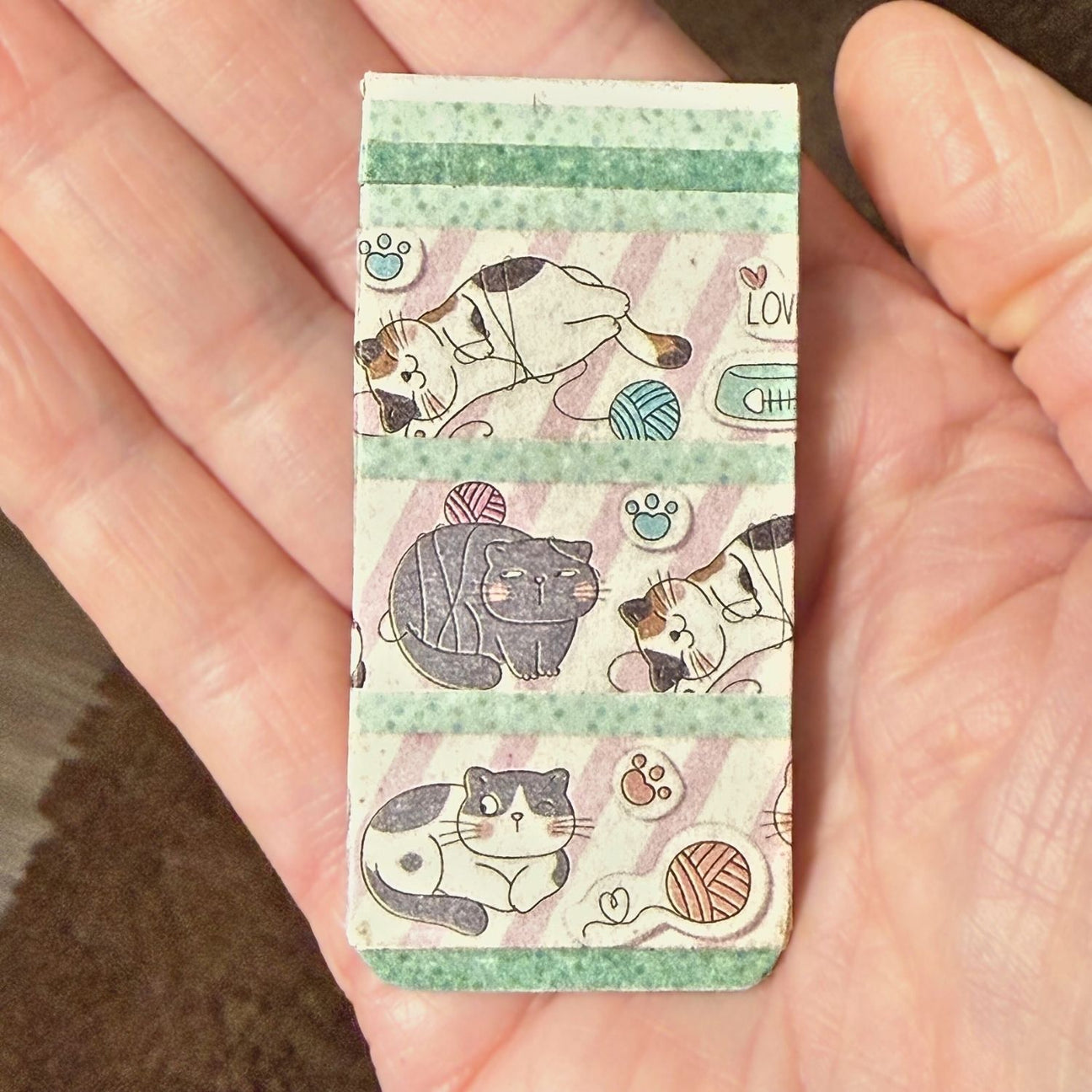 Cat Magnetic Bookmark – Pink & Green, Handmade Eco-Friendly Page Marker